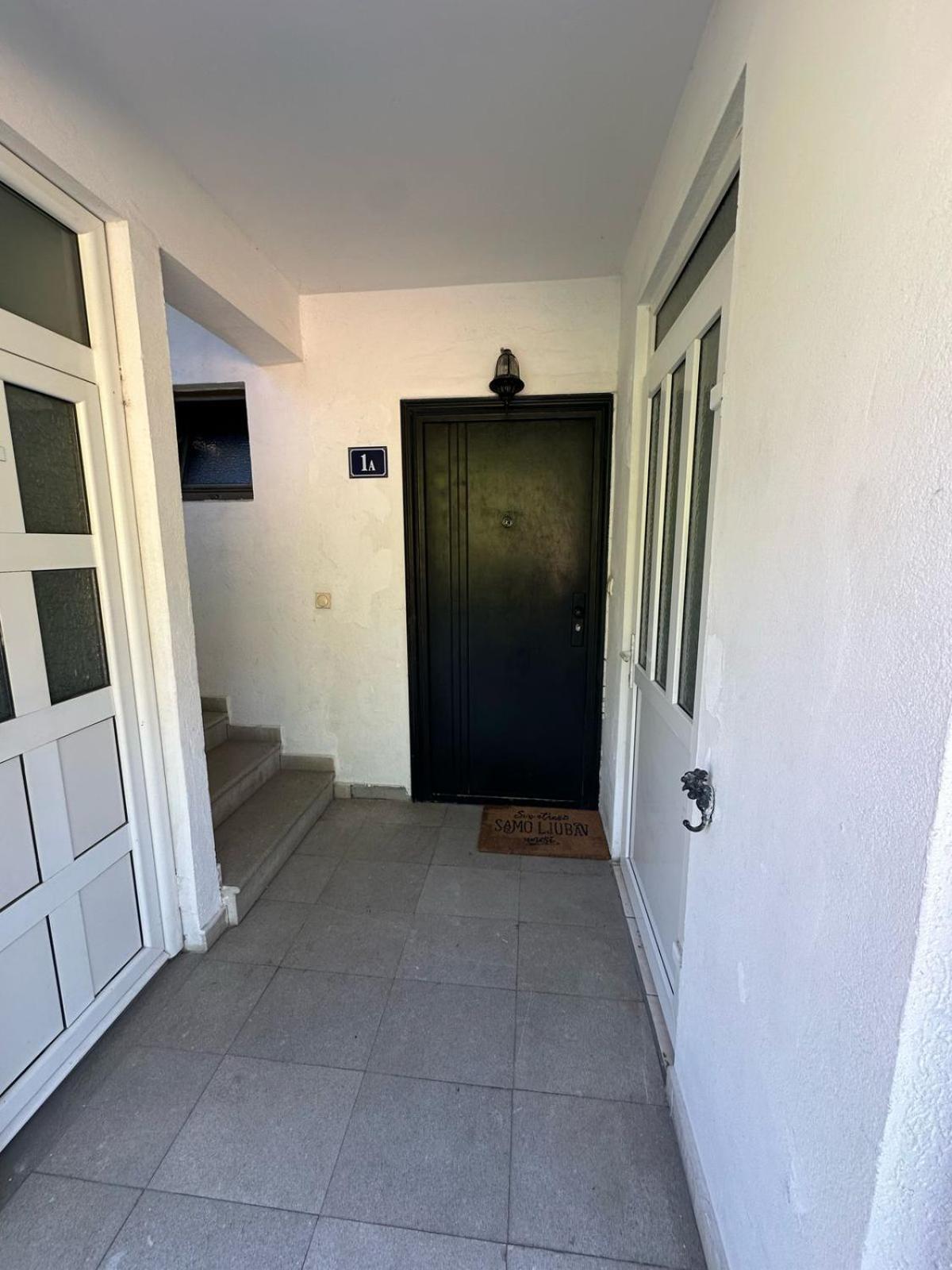Olga Bashinskaya Apartment Sutomore Luaran gambar